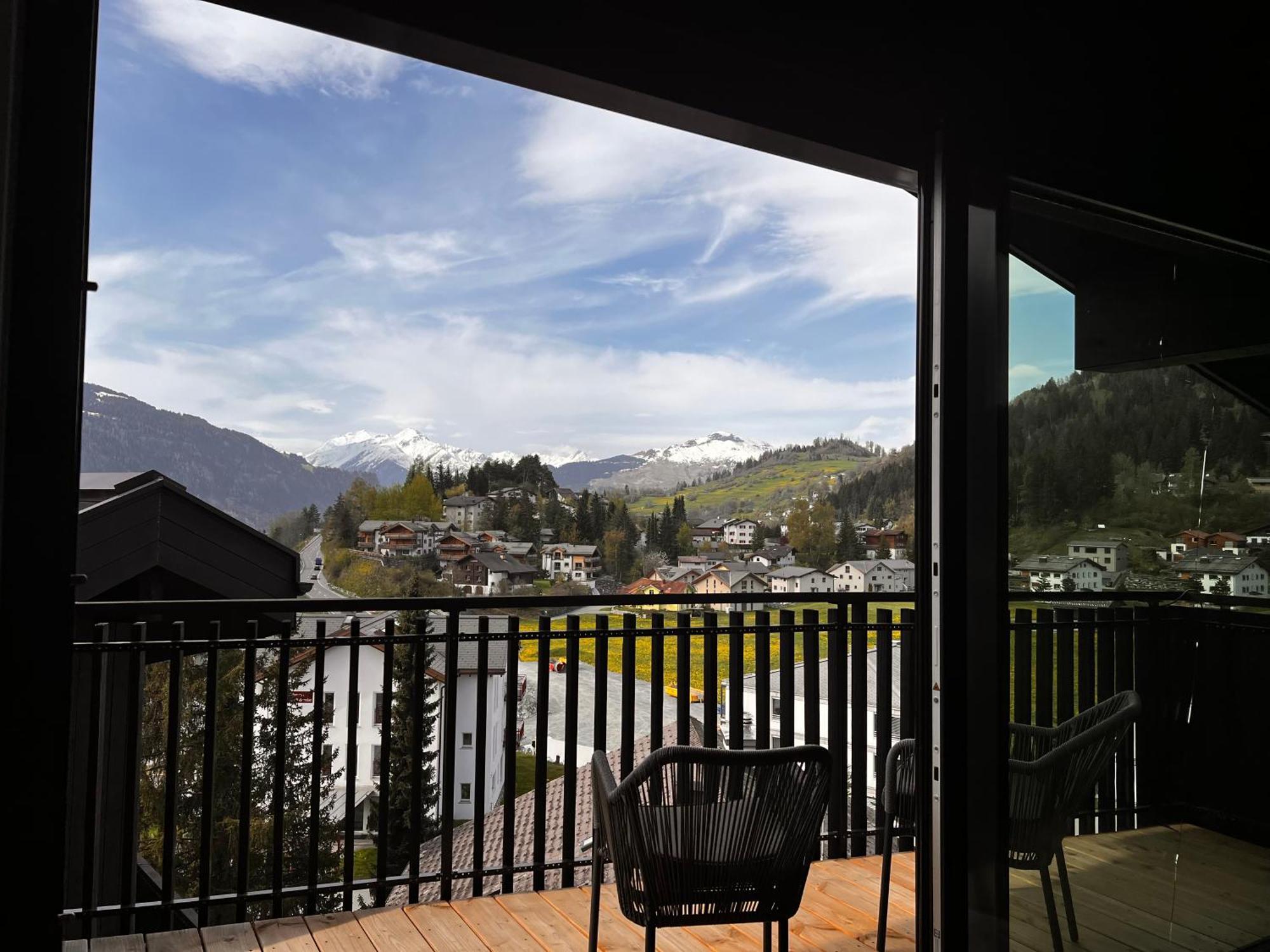Black Summit Boutique Resort Laax Exterior photo